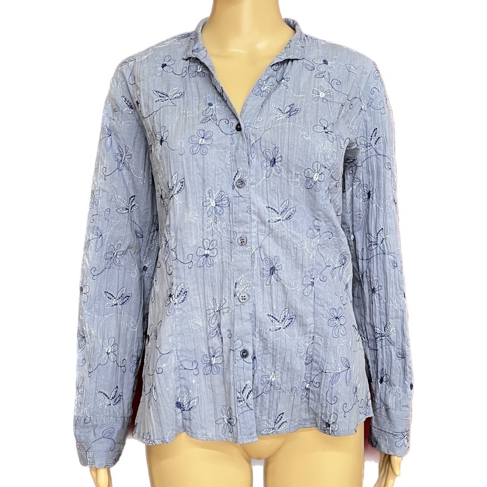 Crinkle Embroidered Button Up Long Sleeve Top Size Medium